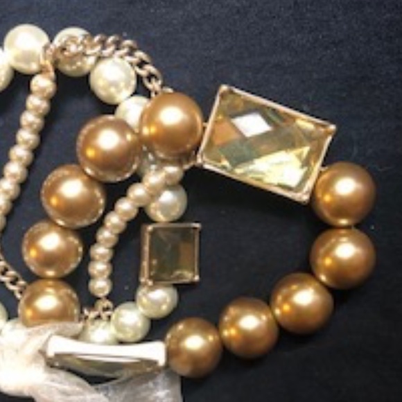 Lia Sophia Three Piece Stretch Bracelet *EUC* - Picture 3 of 5